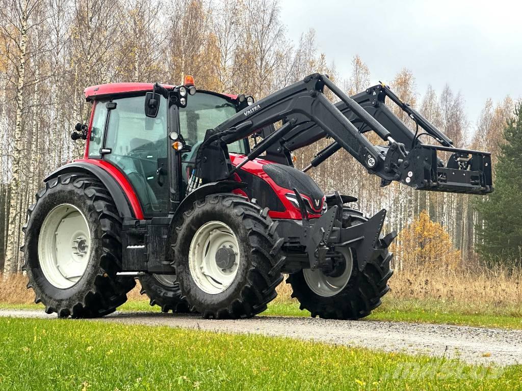 Valtra G 125 Traktori