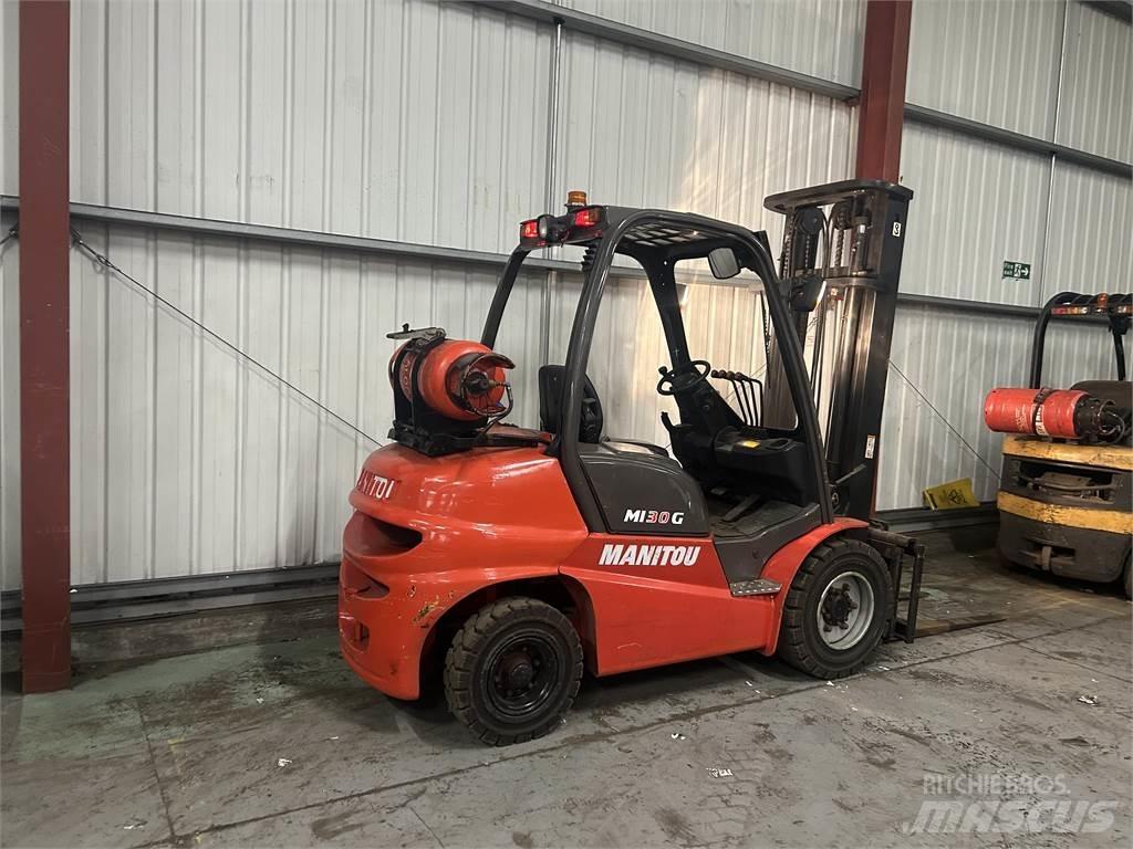 Manitou MI30G Plinski viličari