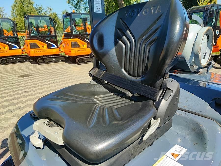 Toyota 02-8FGF25 Plinski viličari