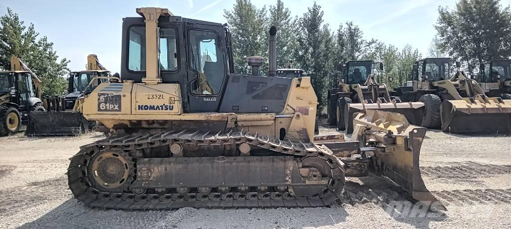 Komatsu D61EX-15 Buldožeri gusjeničari