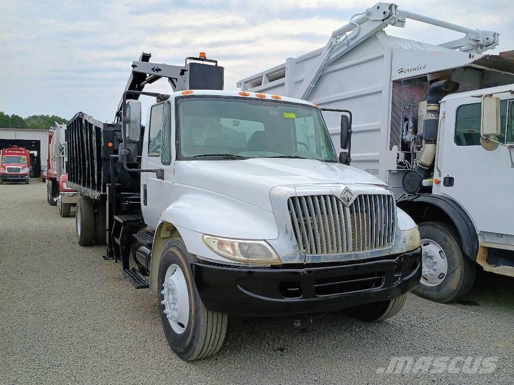 International 4300 Grabilice