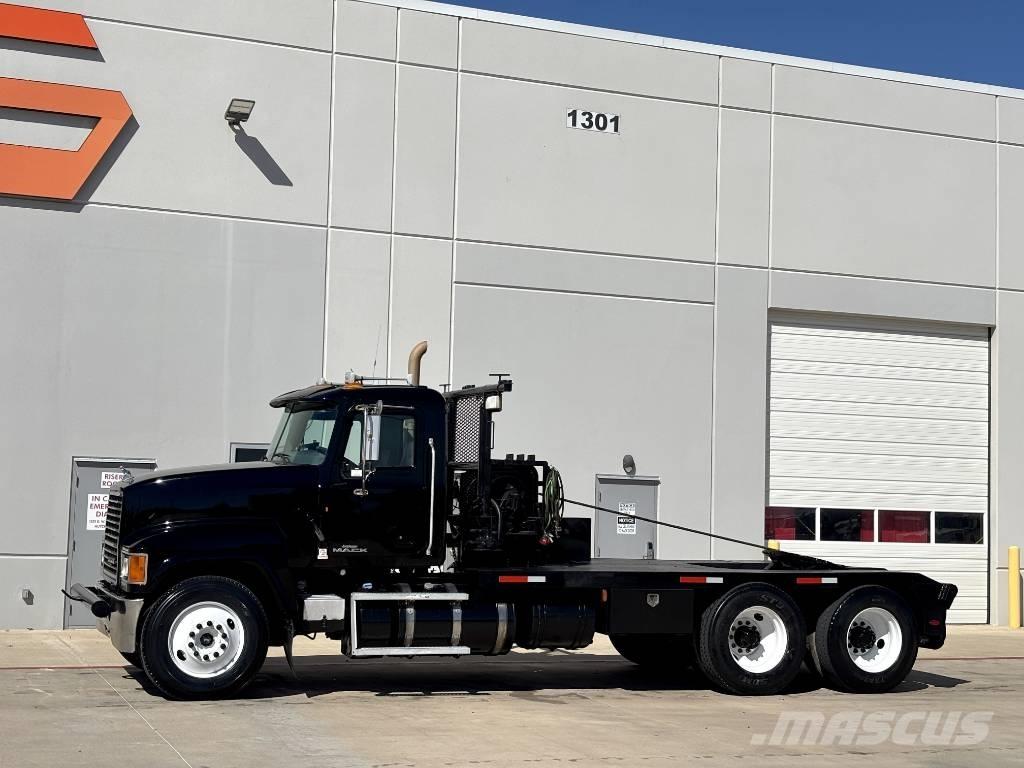 Mack CHU 613 Recovery vozila