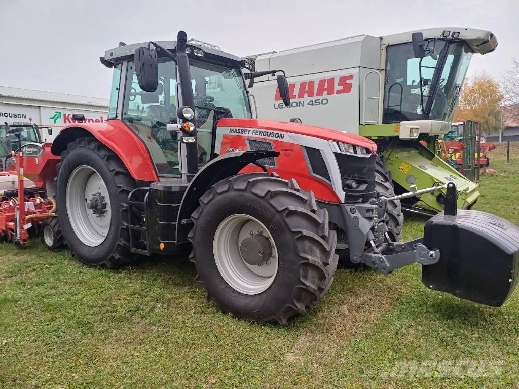 Massey Ferguson 7 S Traktori