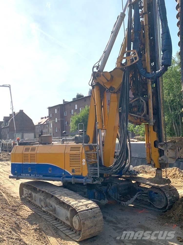 Bauer BG20H Strojevi za zabijanje stupova