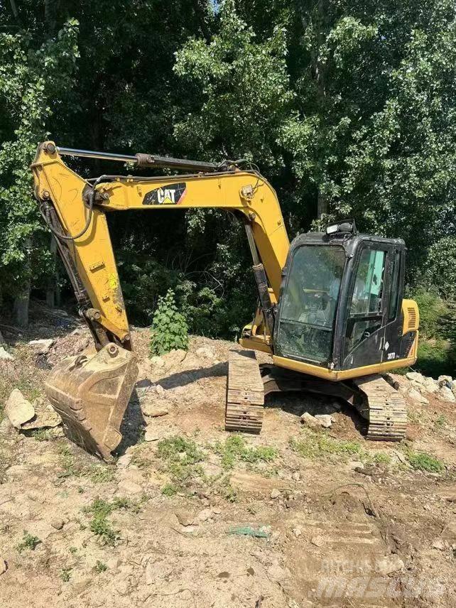 CAT 307 Bageri gusjeničari