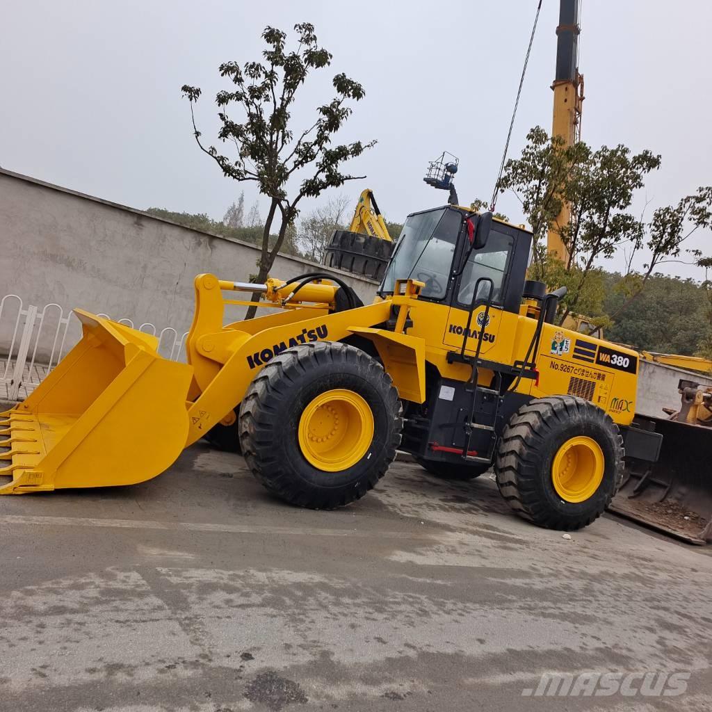 Komatsu WA 380 Utovarivači na kotačima