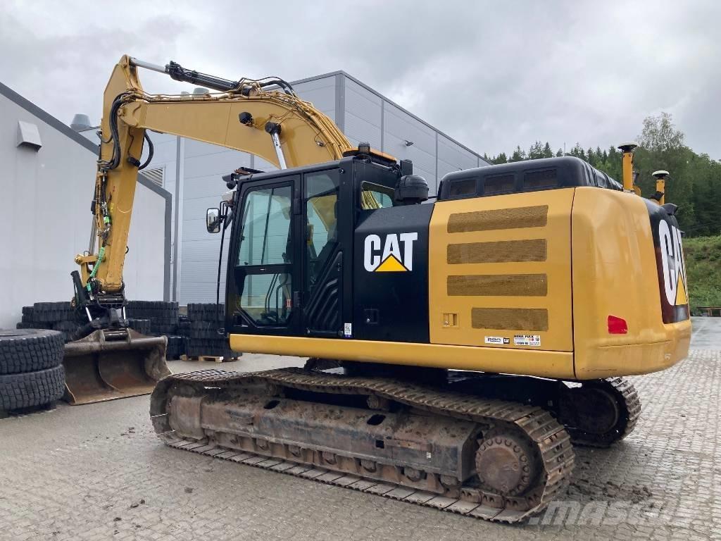 CAT 326 F L Bageri gusjeničari