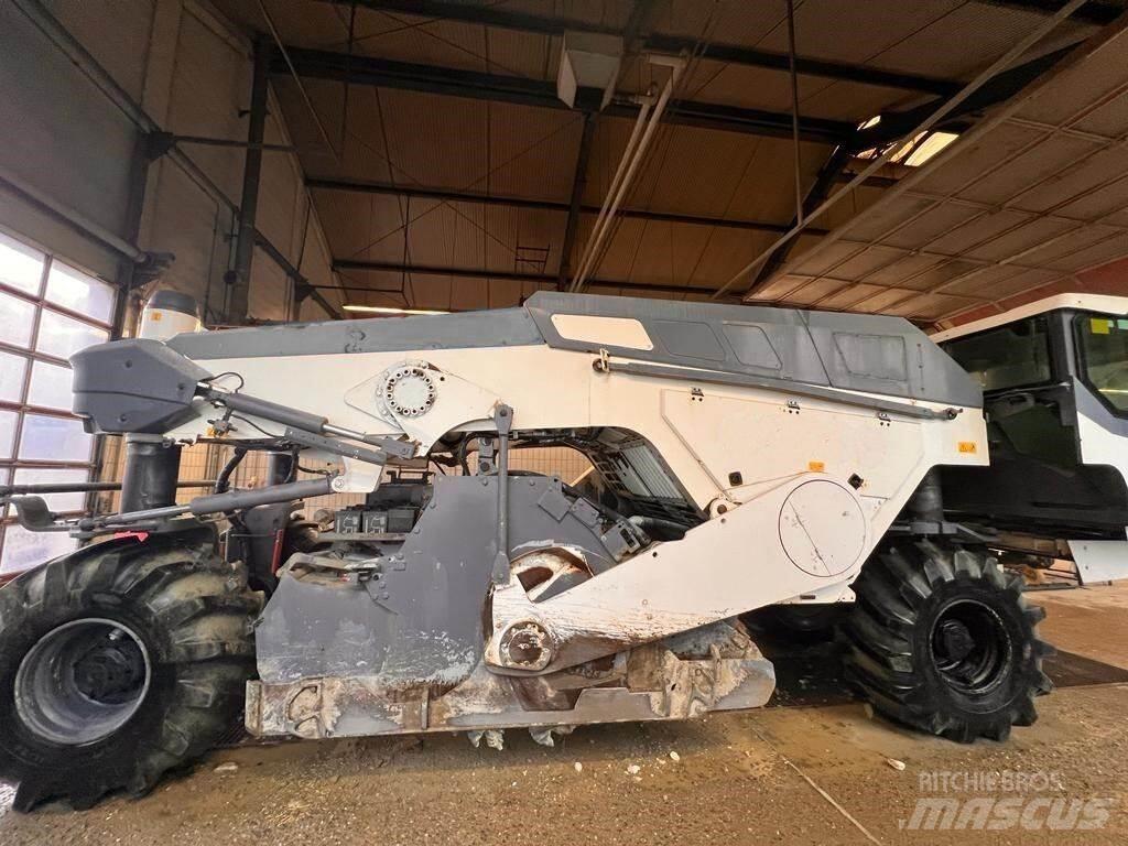 Wirtgen WR240i Ostali strojevi za gradnju cesta