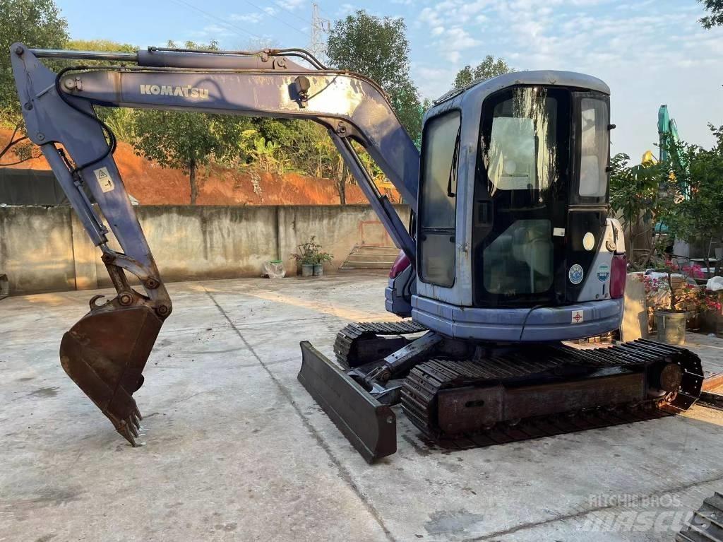 Komatsu PC 50 UU Mini bageri <7t