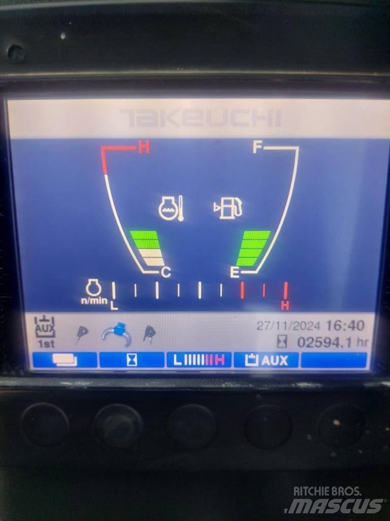 Takeuchi TB 230 Mini bageri <7t