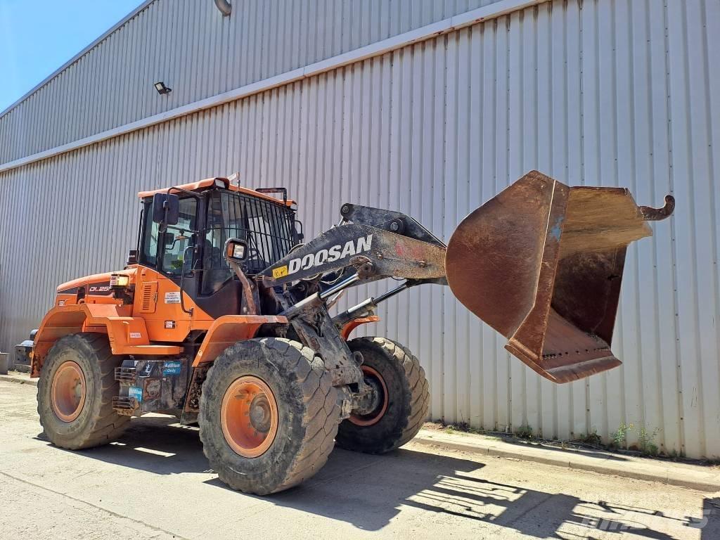 Doosan DL 250 Utovarivači na kotačima