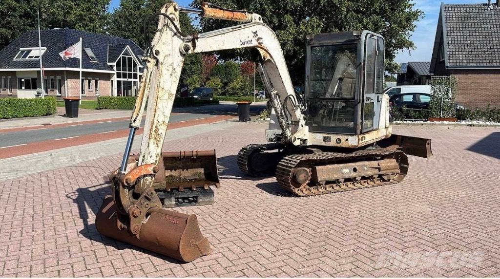 Bobcat X335 Mini bageri <7t
