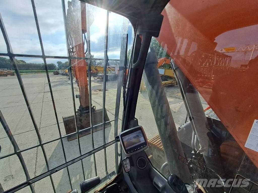 Doosan DX235LCR-5 Bageri gusjeničari