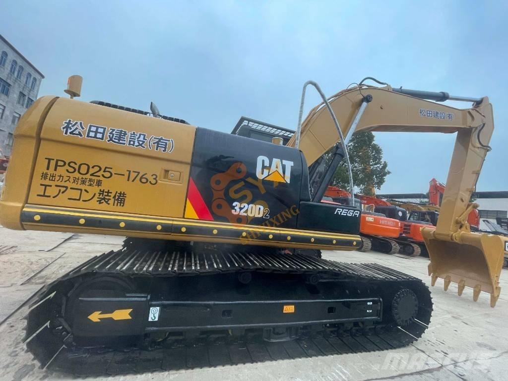 CAT CAT320 D2 Bageri gusjeničari