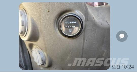 Volvo EC 300 D Bageri gusjeničari