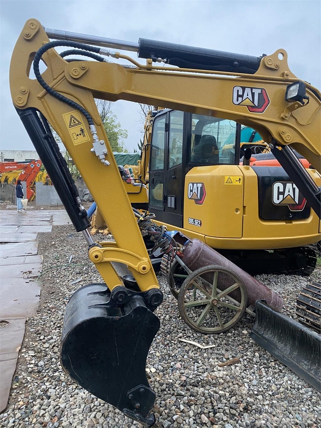 CAT 303E Bageri gusjeničari