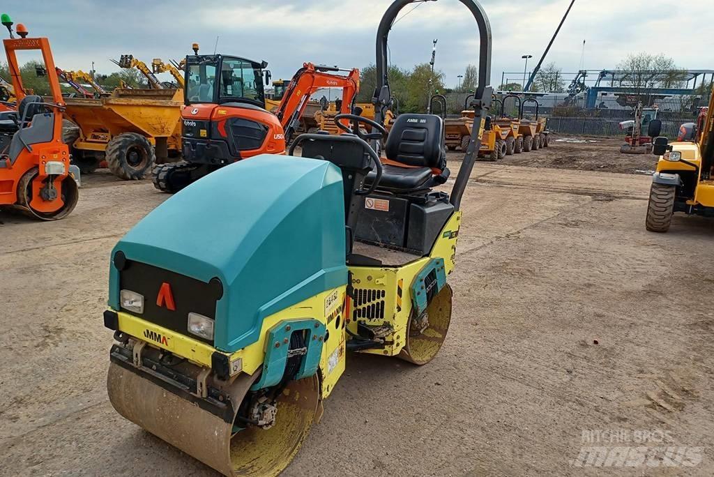 Ammann APX12 Valjci sa dvojnim bubnjem