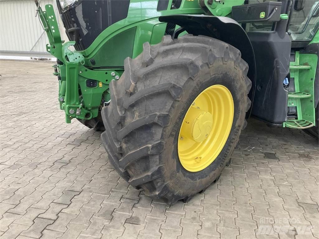 John Deere 6R 155 Traktori