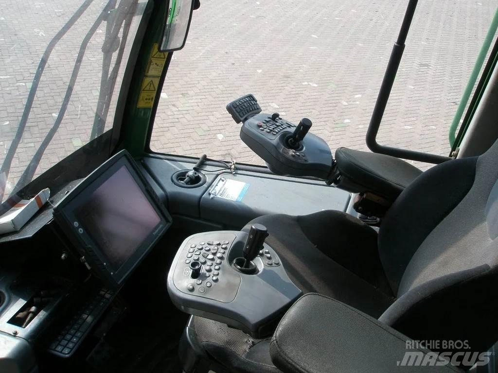 John Deere 1270E Harversteri