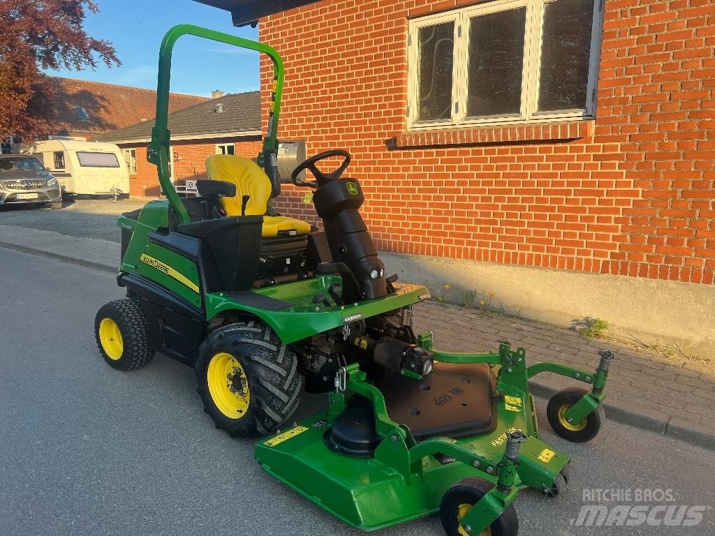 John Deere 1550 Traktorske kosilice