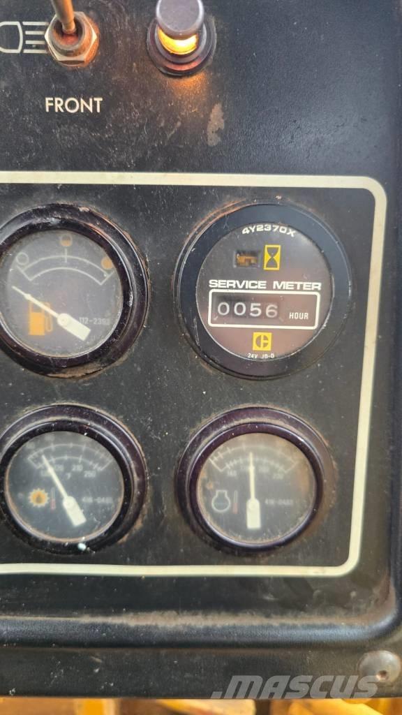 CAT D 4 H LGP Buldožeri gusjeničari