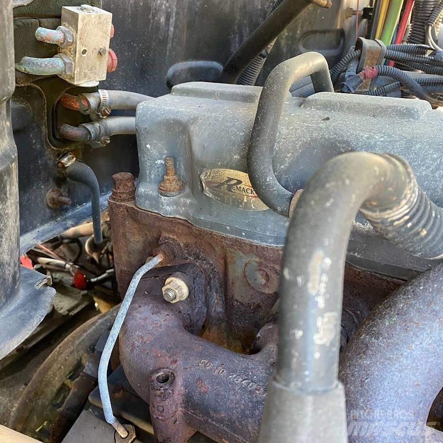 Mack CHN613 Traktorske jedinice