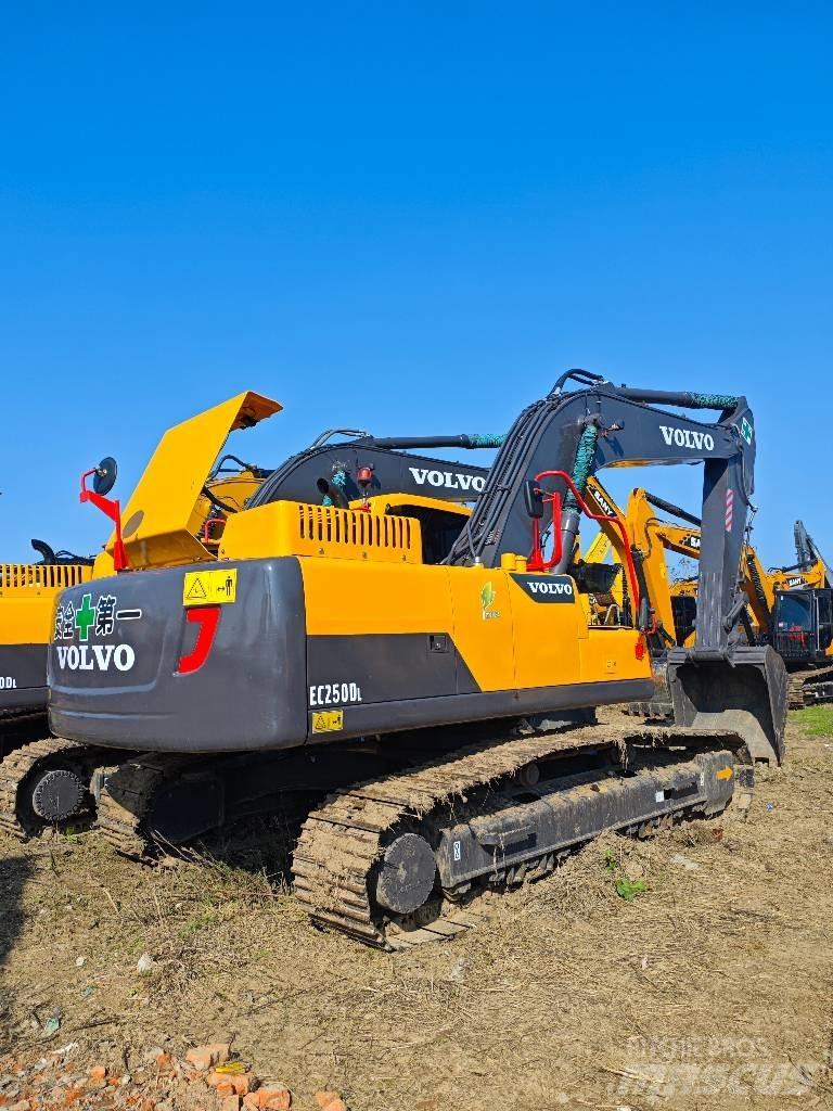Volvo EC 250 D L Bageri gusjeničari