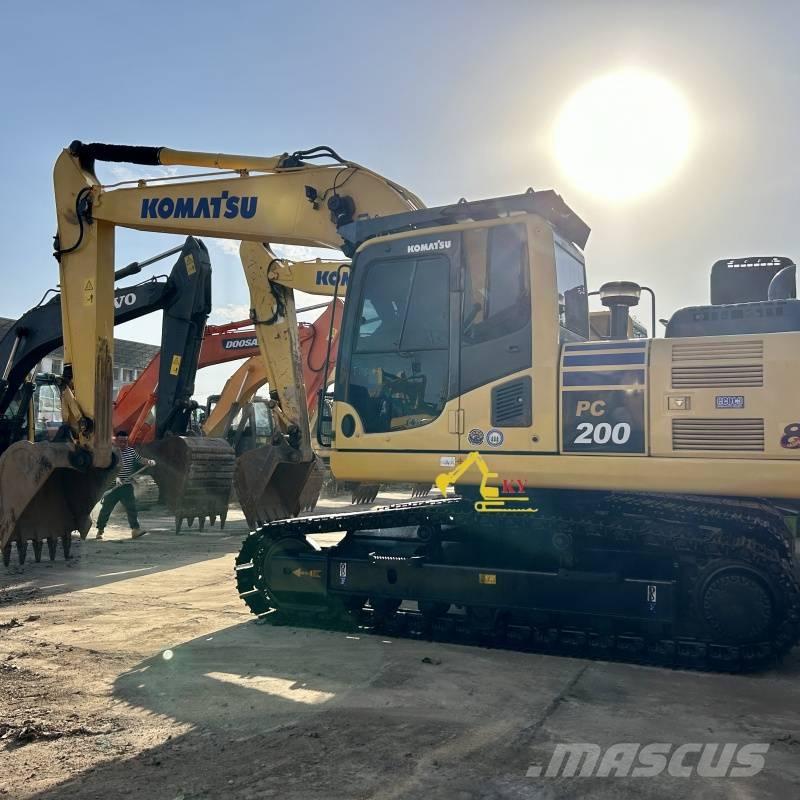 Komatsu PC 200-8 Bageri gusjeničari