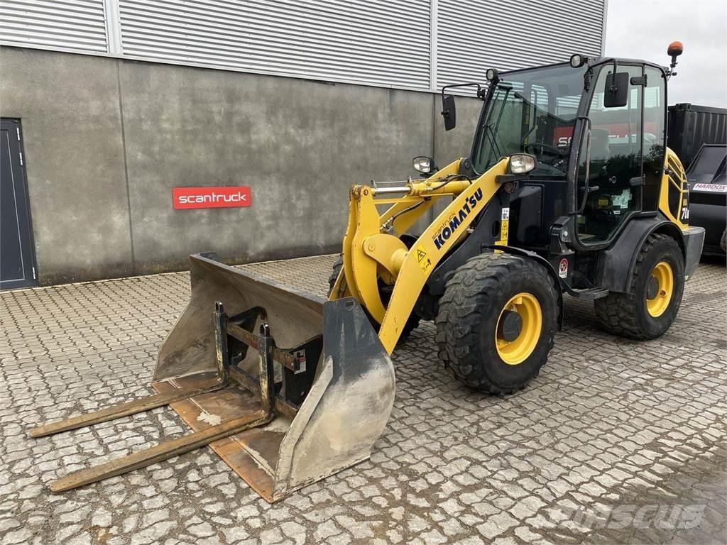 Komatsu WA70M-8EO Višenamjenski utovarivači
