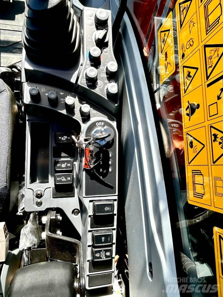 Hitachi ZX130-7 Bageri gusjeničari