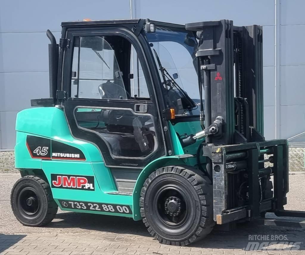 Mitsubishi FD45NT Dizelski viličari