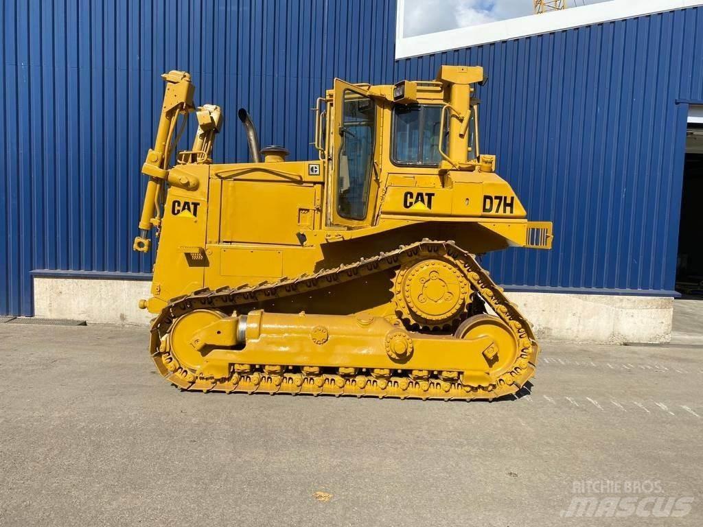 CAT D 7 H Buldožeri gusjeničari