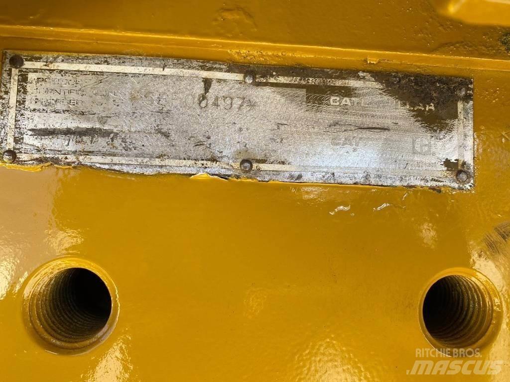 CAT D 7 H Buldožeri gusjeničari