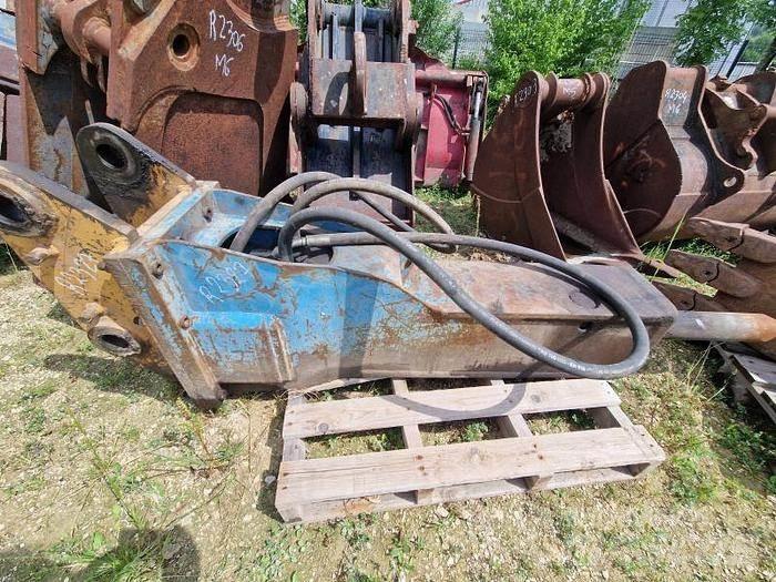 Liebherr 924 Čekići