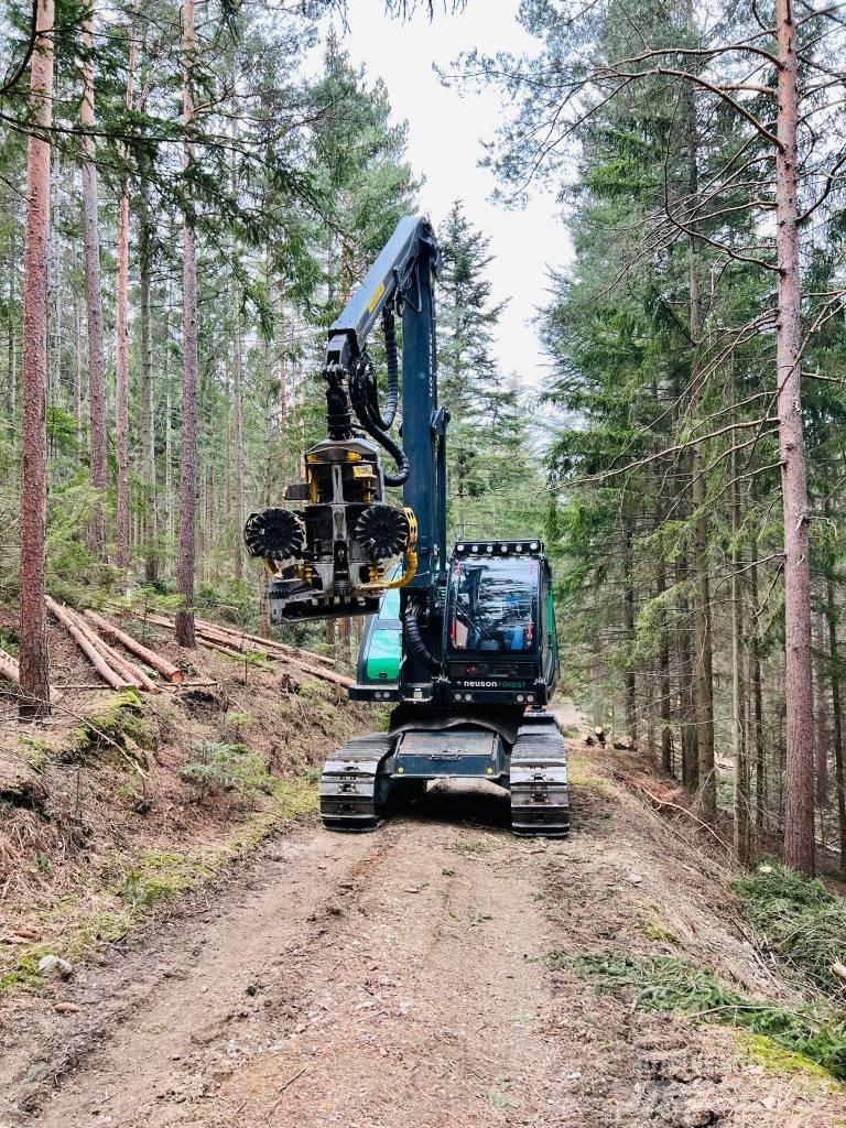 Neuson Forest 204HVT Harversteri