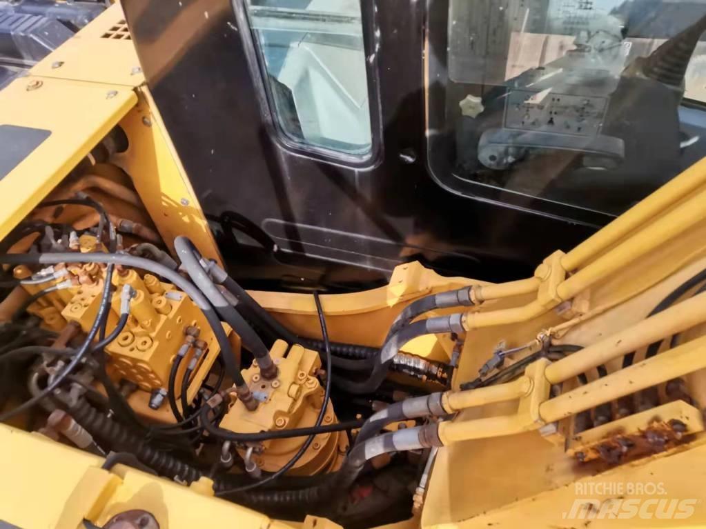 Hyundai 110-7 Bageri gusjeničari