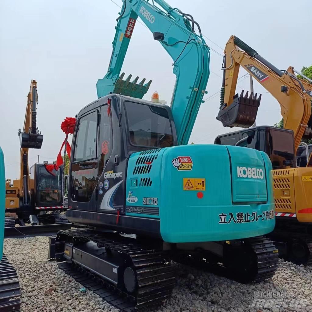 Kobelco SK 75 Bageri gusjeničari