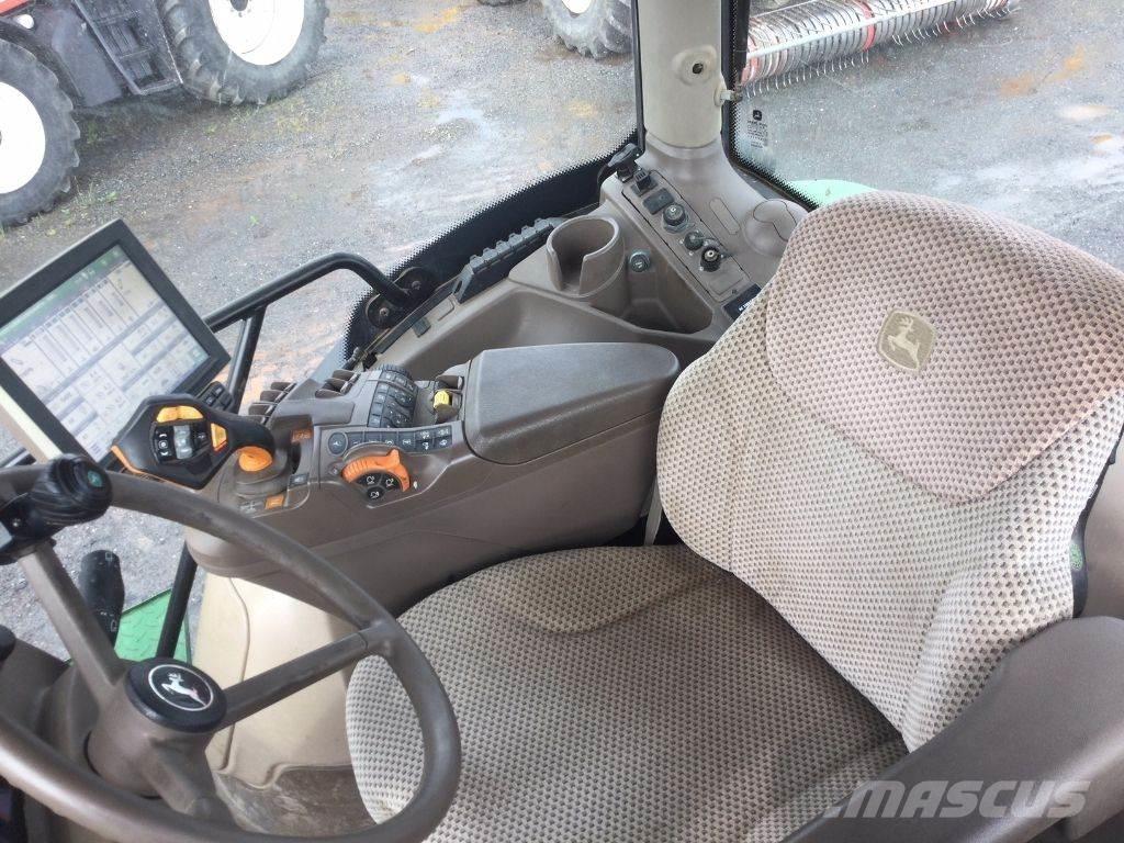 John Deere 6250R Traktori