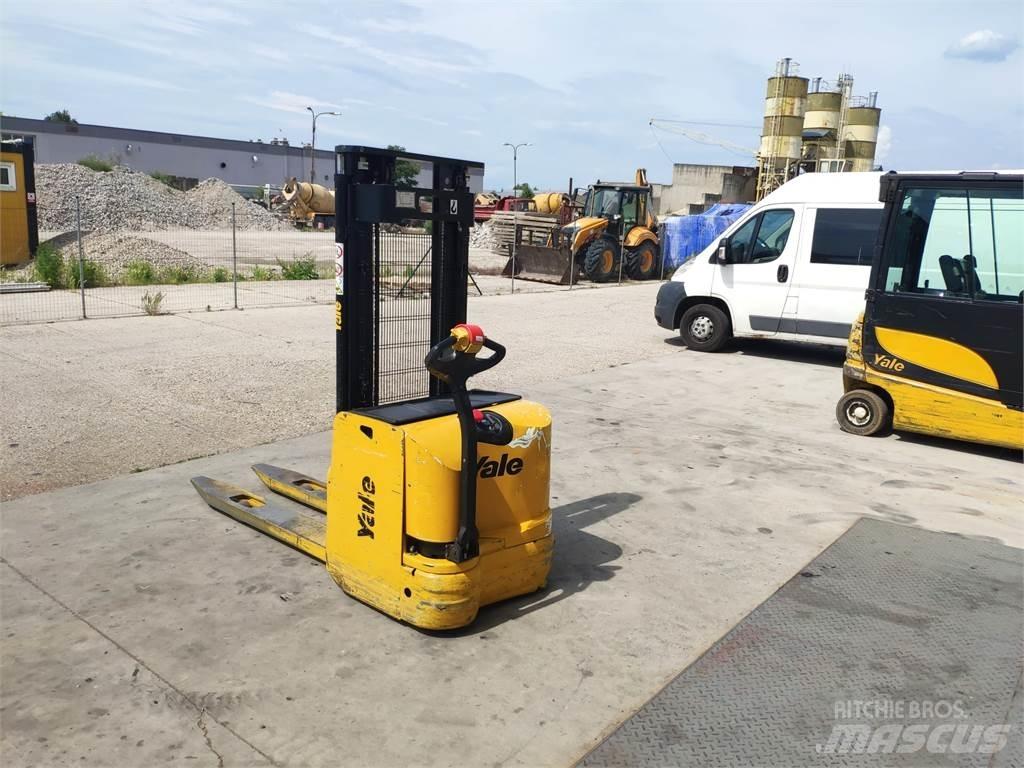 Yale MS14 AC Ručni električni viličar