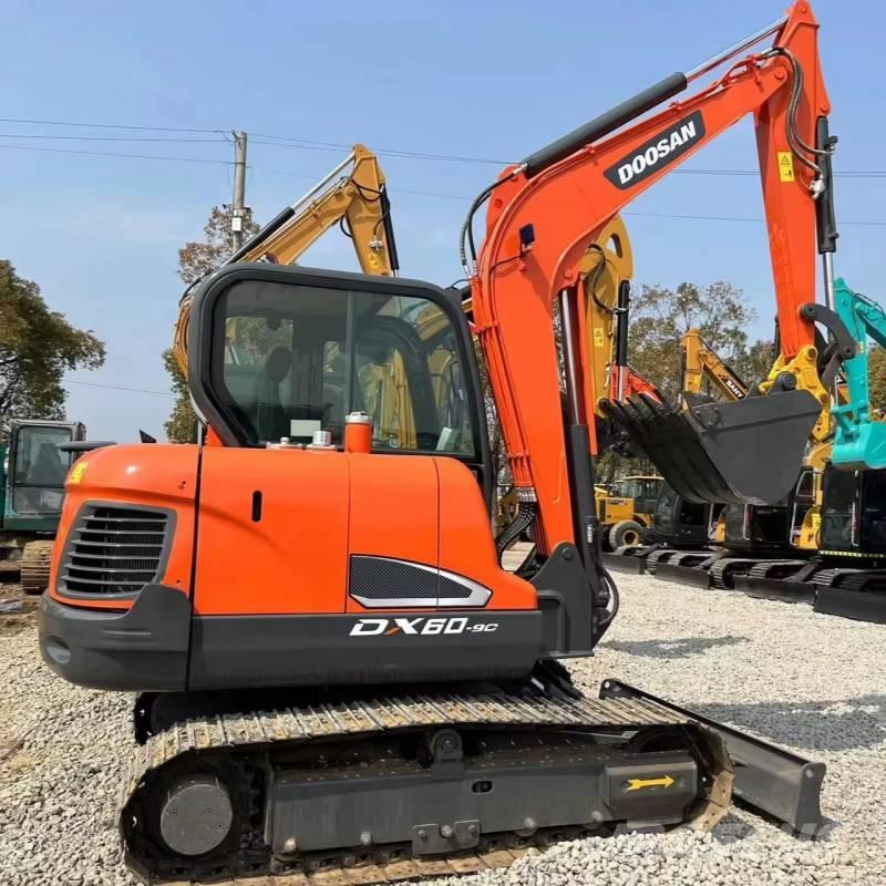 Hitachi 60 Bageri gusjeničari