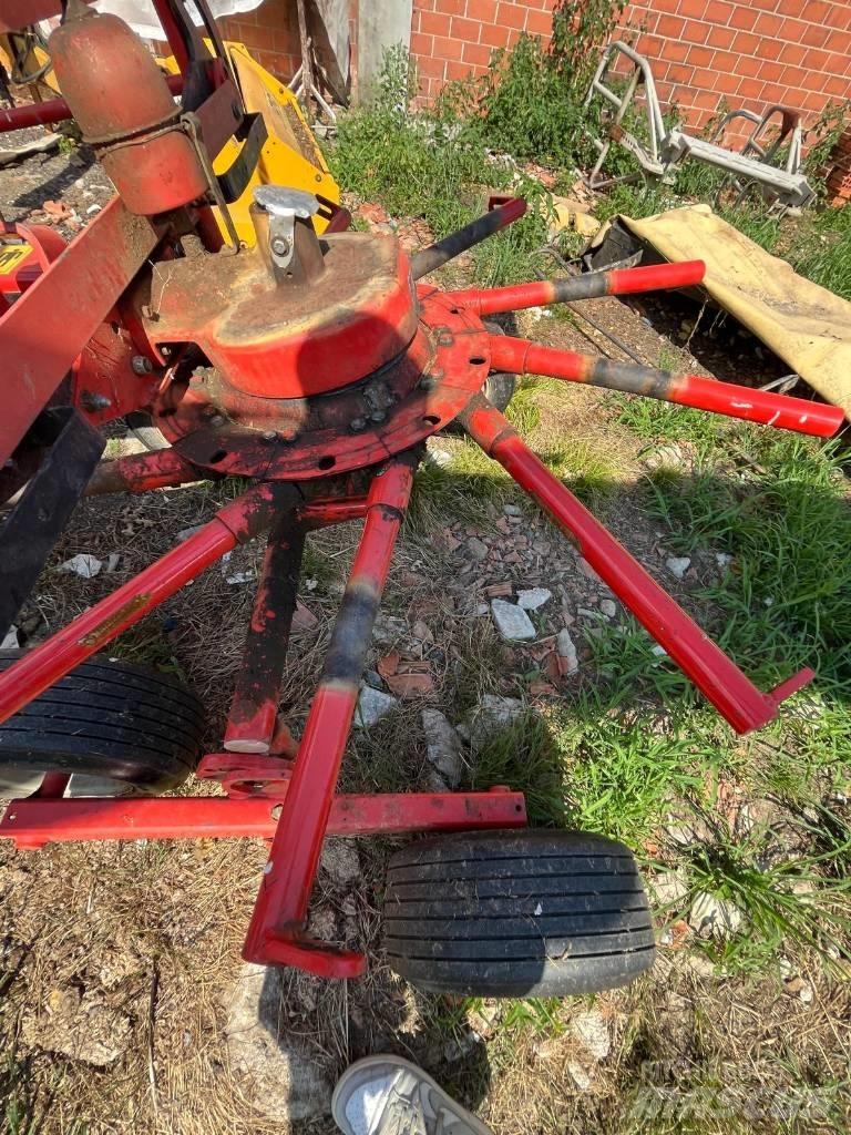 Kuhn GA3801 GM Okretači i sakupljači sijena