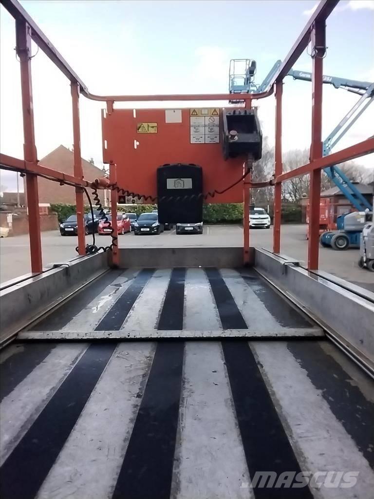 JLG 2646 ES Škaraste platforme