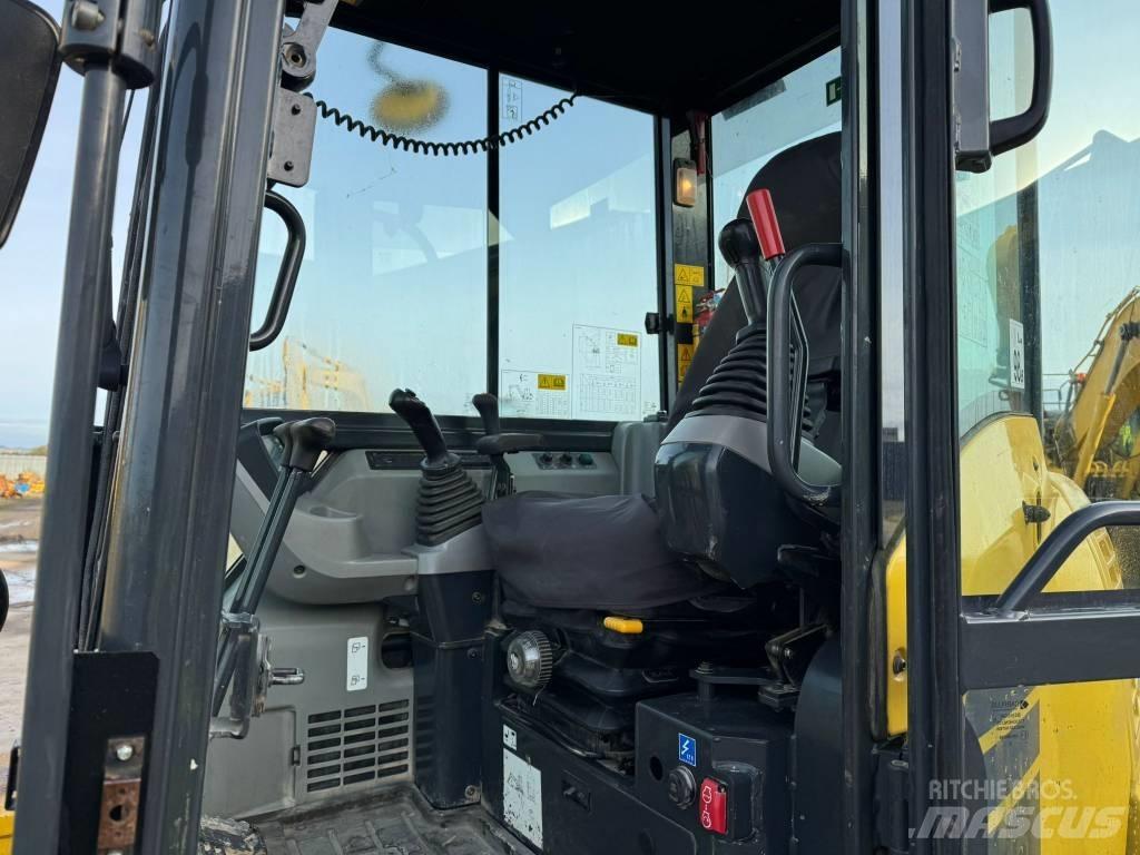 Komatsu PC80MR-5 Mini bageri <7t