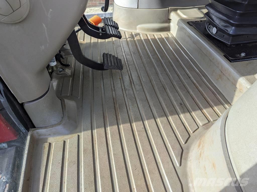 Case IH MXU 100 Traktori