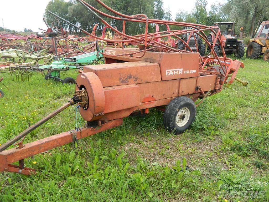 Deutz-Fahr HD300 Balirke za kockaste bale