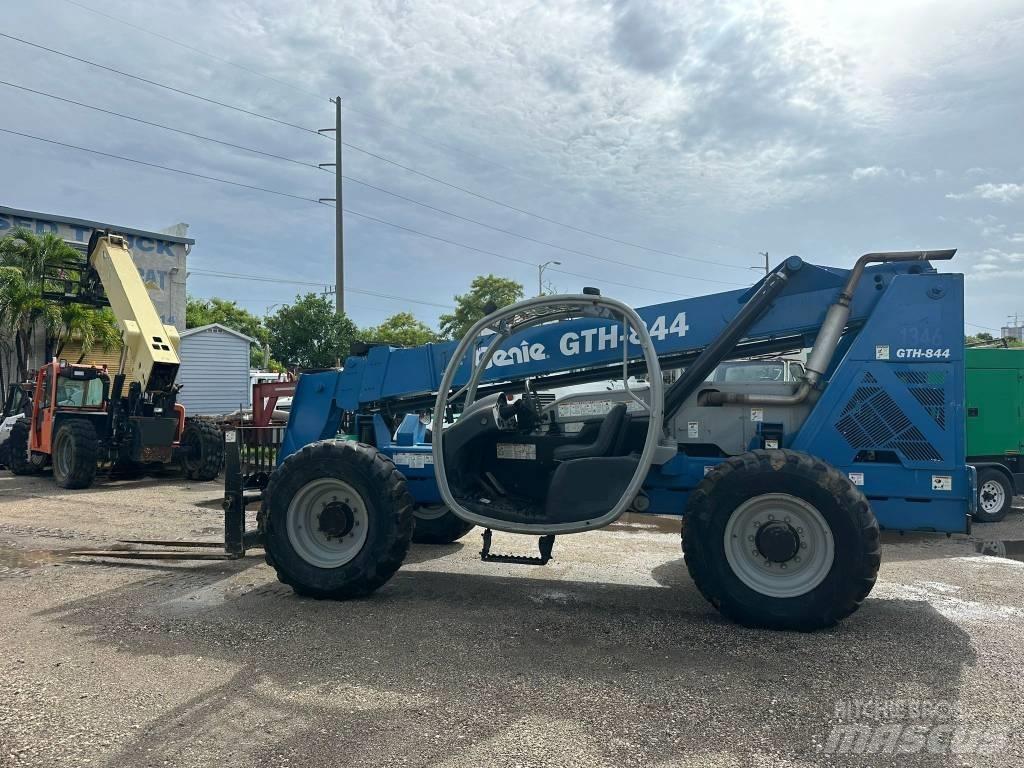 Genie GTH 844 Teleskopski viličari