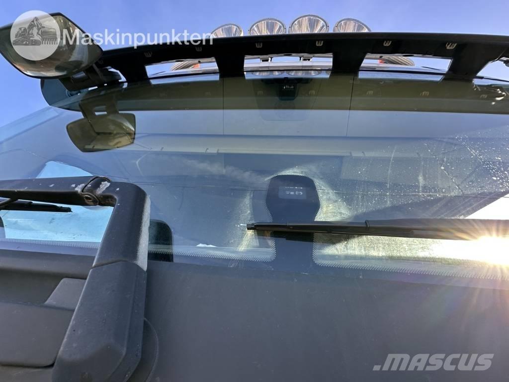 Volvo FH 6*2 Rol kiper kamioni s kukama za dizanje