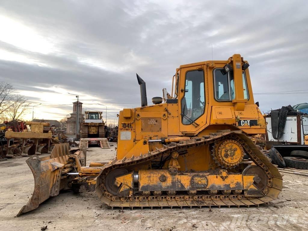 CAT D 4 H LGP II Buldožeri gusjeničari