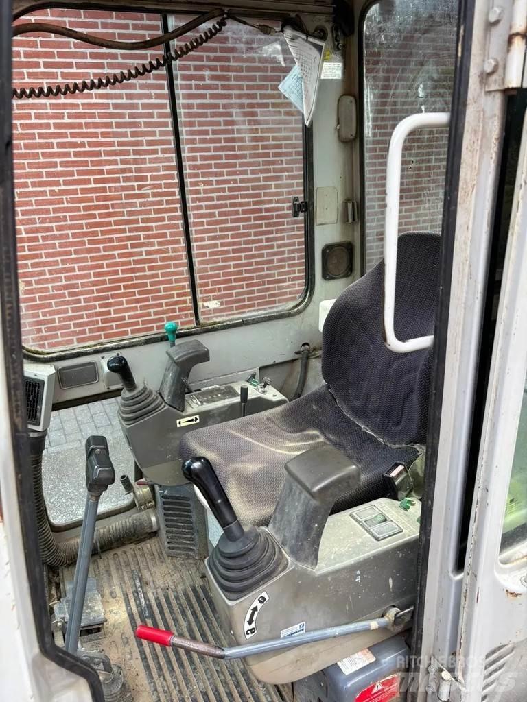 Takeuchi TB 016 Mini bageri <7t