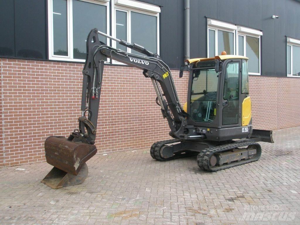 Volvo EC35D Mini bageri <7t